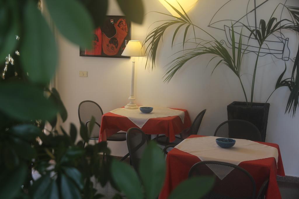 Hotel La Conchiglia La Maddalena  Luaran gambar